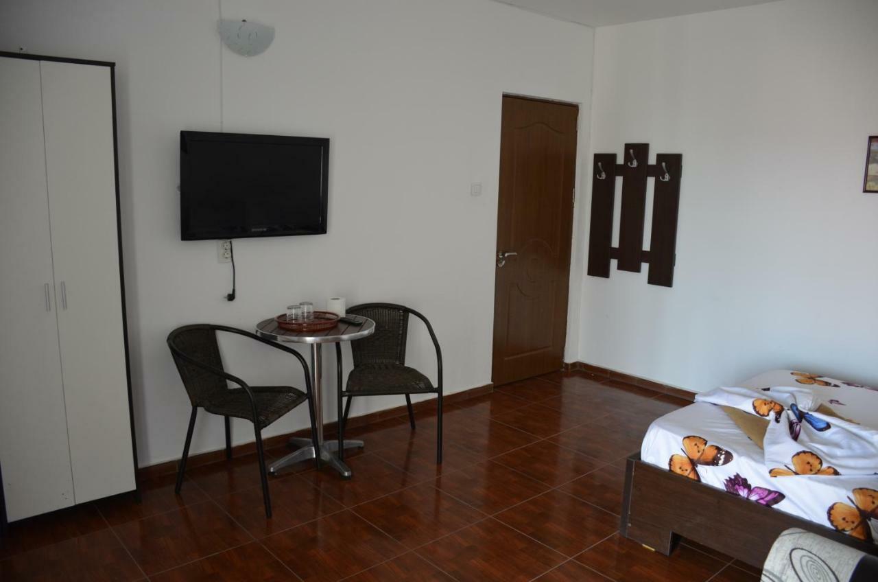 Vila Cu Livada Costinesti Bagian luar foto
